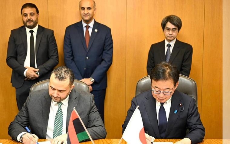 الغوج يوقع مع نظيره الياباني مذكرة تعاون في المجال الصحي