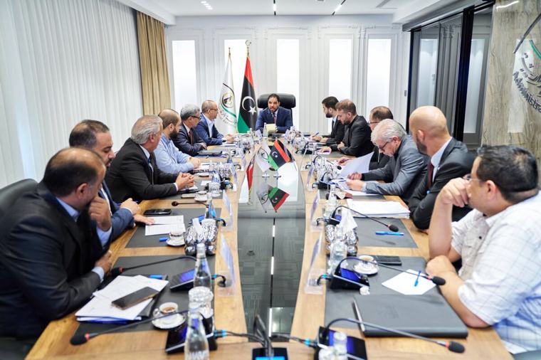 بحث مطالب القطاع الصحي.. الرقابة تراجع أزمتي «الوقود والكهرباء» وتوجّه بإجراءات عاجلة