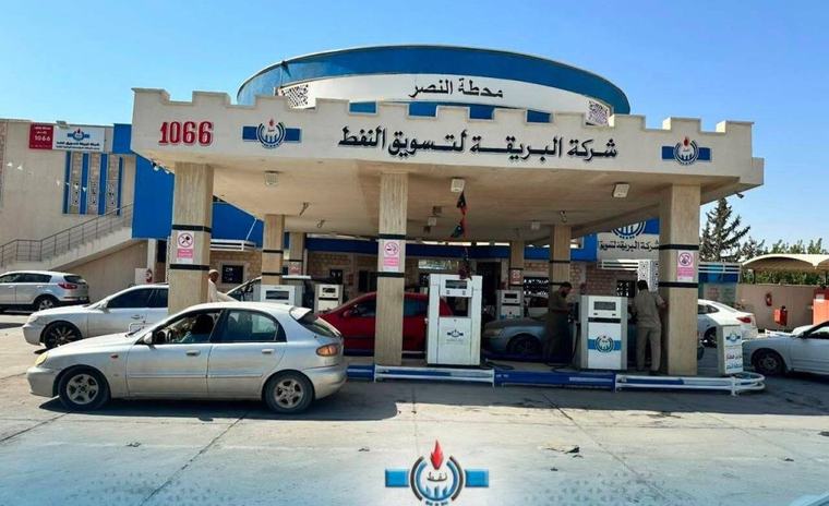 البريقة تواصل تزويد محطات الوقود ومحطات الكهرباء بالوقود في مختلف المناطق